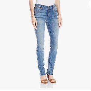 7 for All Mankind | 25 | The Modern Straight